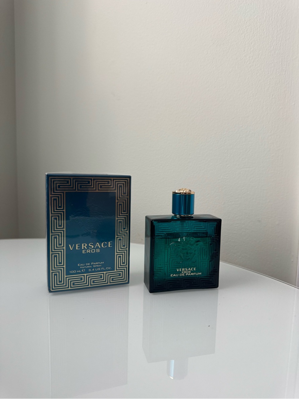 Versace Eros Eau de Parfum Natural Spray Italy Teal Gold Cologne Fragrance